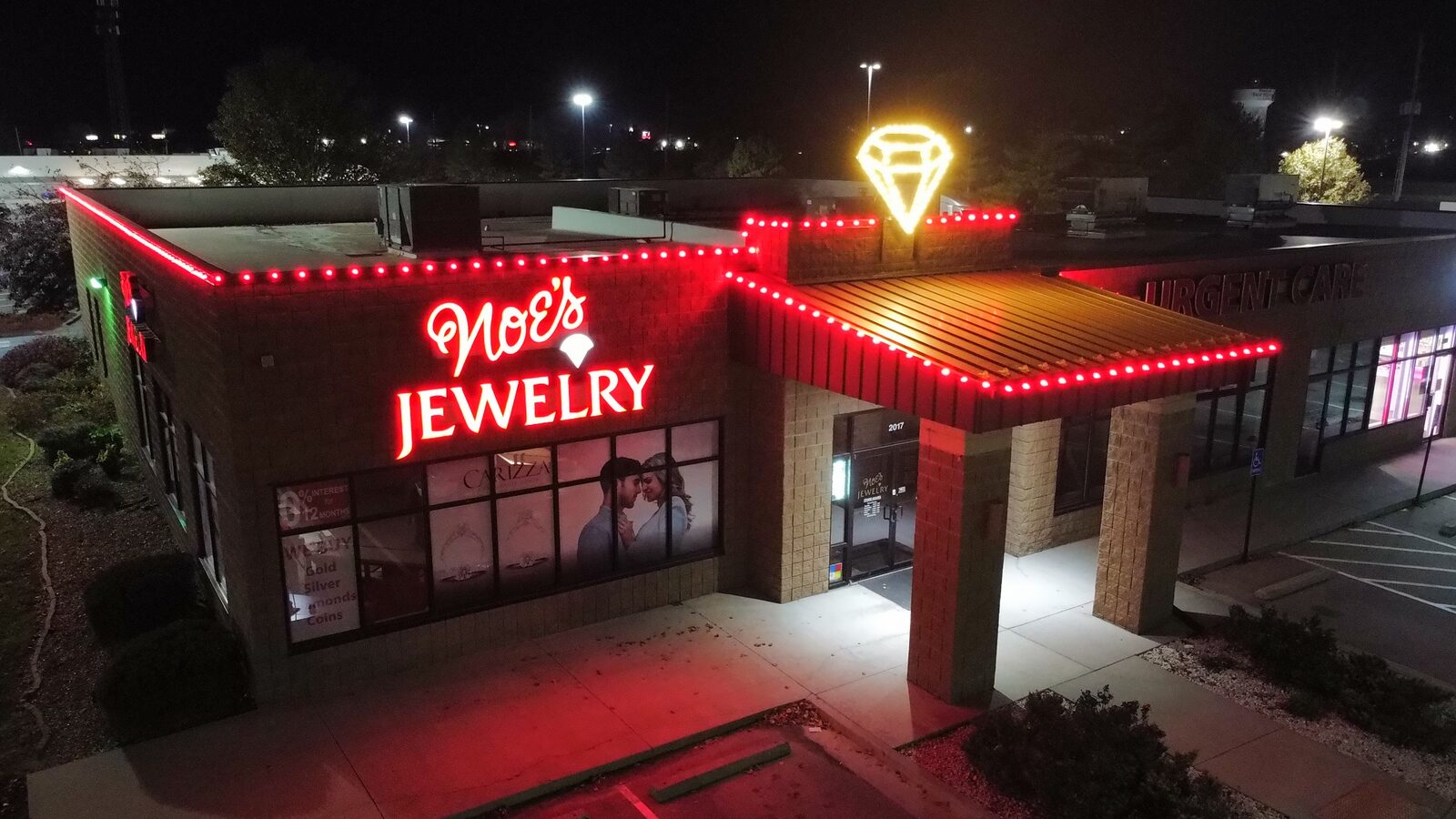 Drone aerial of Noe's Jewelry commercial Christmas light installation